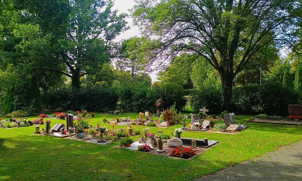 Friedhof Urnengrab